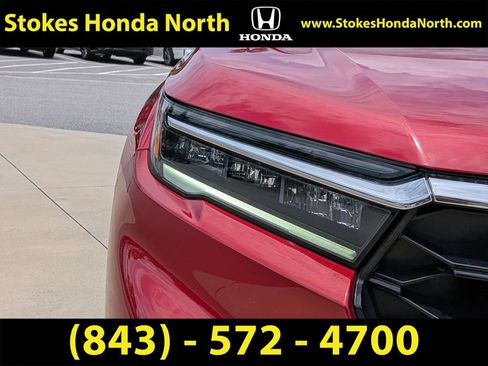 Certified 2025 Honda Pilot Touring image 14