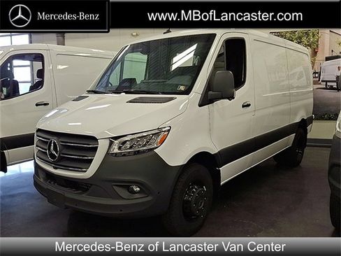 New 2025 Mercedes-Benz Sprinter 3500 image 1