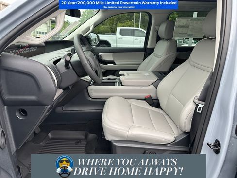 New 2026 Ford Expedition Max Active RWD image 6