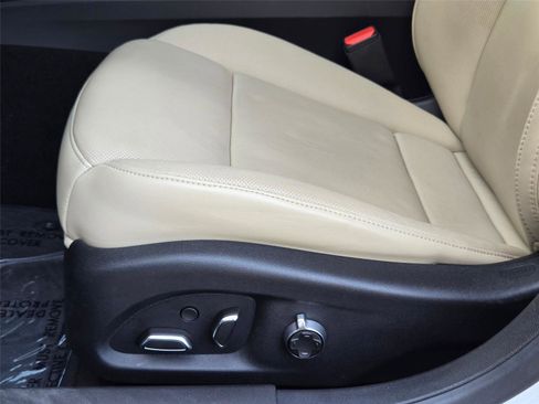 Used 2025 Cadillac CT5 Premium Luxury RWD image 28