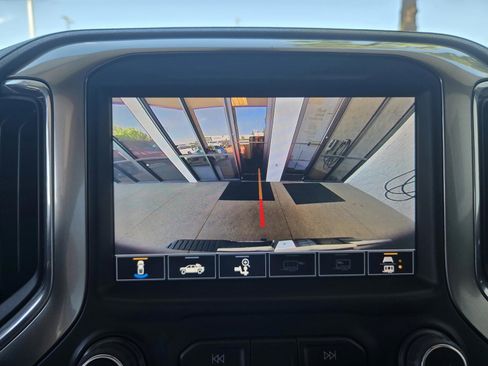 Used 2022 Chevrolet Silverado 1500 LTZ image 18