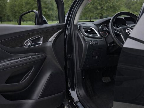 Used 2016 Buick Encore Convenience FWD image 11
