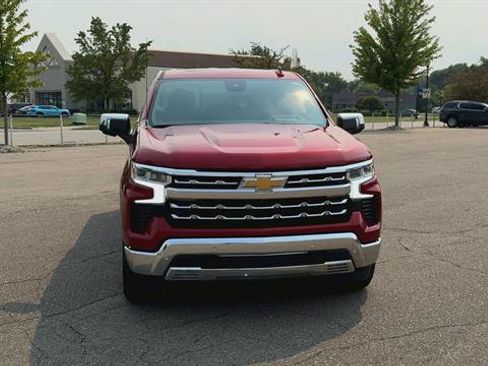 Used 2023 Chevrolet Silverado 1500 LTZ w/ LTZ Premium Package AWD/4WD image 3