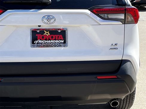 Used 2024 Toyota RAV4 LE image 6