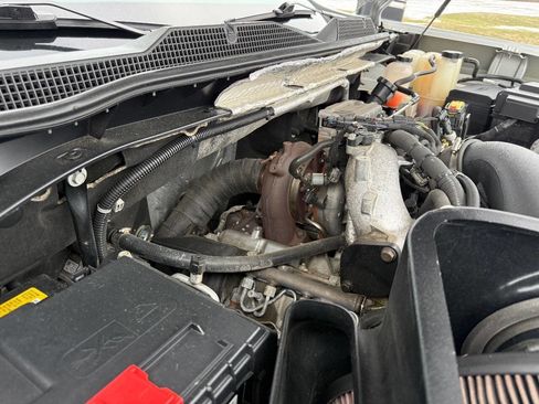 Used 2020 Chevrolet Silverado 2500 LTZ w/ LTZ Premium Package image 21