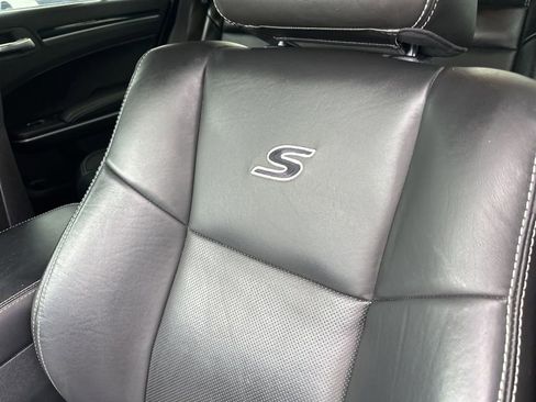 Used 2021 Chrysler 300 S w/ S Model Appearance Package image 13