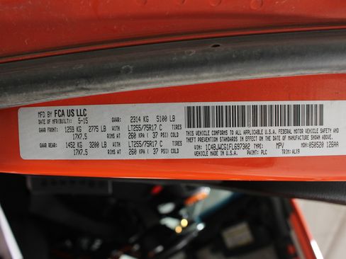 Used 2015 Jeep Wrangler Rubicon AWD/4WD image 34