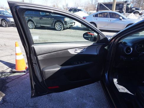 Used 2024 Kia Forte LXS image 20