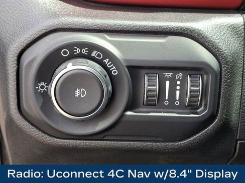 Used 2019 Jeep Wrangler Unlimited Rubicon AWD/4WD image 9