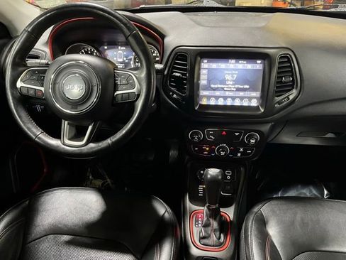Used 2018 Jeep Compass Trailhawk w/ Leather Interior Group image 23