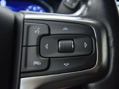 Used 2022 Chevrolet Silverado 1500 LT AWD/4WD image 35
