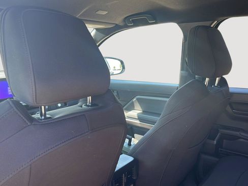 Used 2025 Toyota 4Runner SR5 AWD/4WD image 13