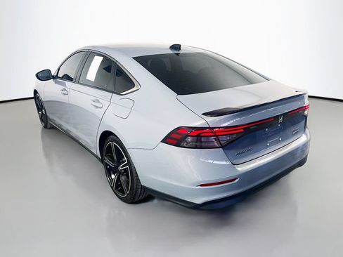 Used 2024 Honda Accord Sport image 6
