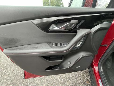 Used 2025 Chevrolet Blazer RS w/ Driver Confidence II Package image 17