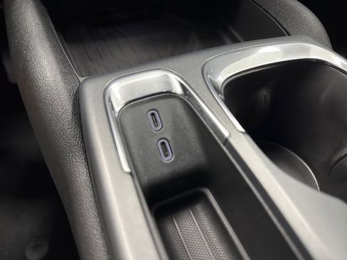 New 2026 Chevrolet Equinox EV LT image 19