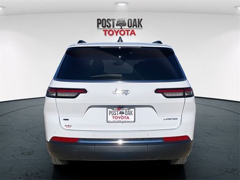 Used 2023 Jeep Grand Cherokee L Limited image 6