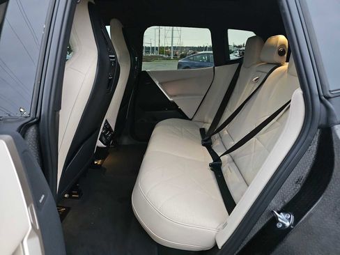 Used 2025 BMW iX xDrive50 image 16