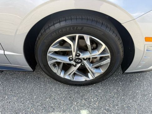 Used 2023 Hyundai Sonata SEL w/ Cargo Package image 10