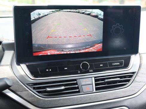 New 2026 Nissan Altima 2.5 SV w/ SV Premium Package FWD image 12