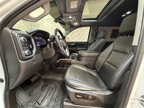 Used 2021 GMC Sierra 1500 SLT AWD/4WD image 19
