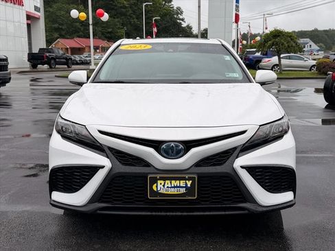 Used 2023 Toyota Camry SE w/ Audio Upgrade Package FWD image 10