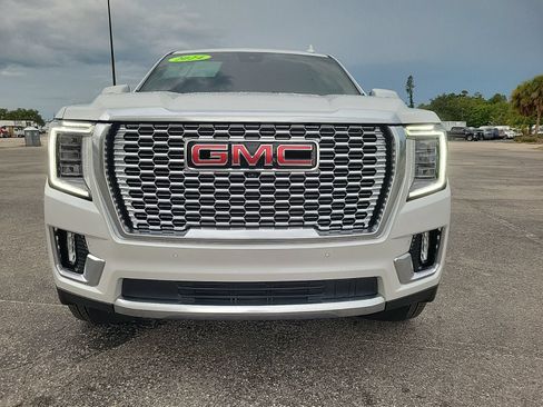 Used 2024 GMC Yukon Denali w/ Advanced Technology Package RWD image 4