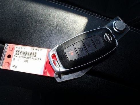 Used 2023 Nissan Rogue SV image 20