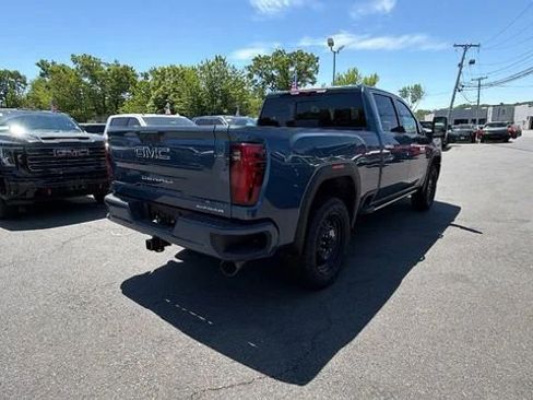 New 2026 GMC Sierra 2500 Denali Ultimate AWD/4WD image 7
