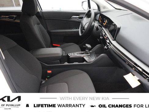 New 2026 Kia Sportage LX w/ LX Convenience Package AWD/4WD image 16