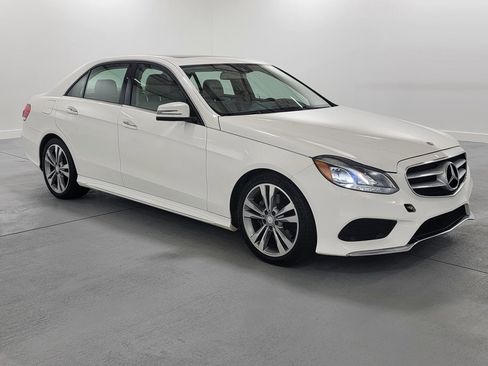 Used 2014 Mercedes-Benz E 350 Sedan image 2