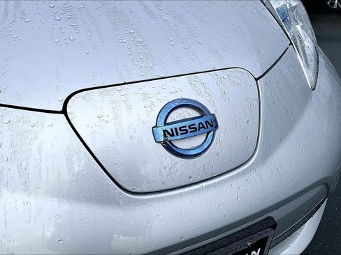 Used 2014 Nissan Leaf SV w/ LED & Quick Charge Package image 31