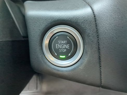 Used 2021 Chevrolet Suburban LT RWD image 68