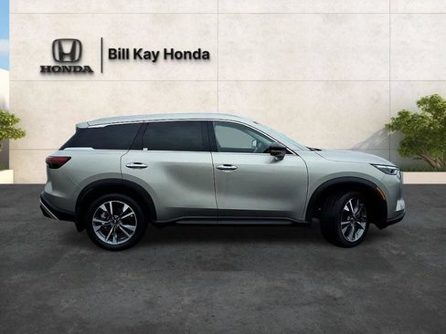 Used 2023 INFINITI QX60 Luxe w/ Performance Audio Package AWD/4WD image 2