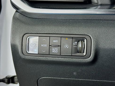 Used 2026 GMC Terrain Elevation w/ Elevation Premium Package image 10