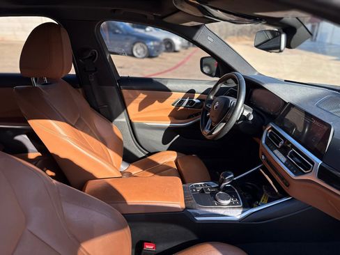 Used 2019 BMW 330i xDrive 330i xDrive Sedan 4D w/ Premium Package image 10