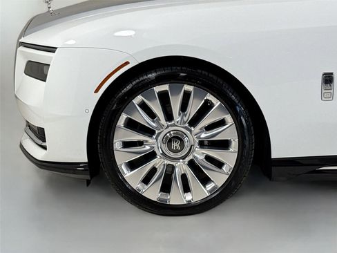 Used 2024 Rolls-Royce Spectre w/ Spectre Launch Package AWD/4WD image 40