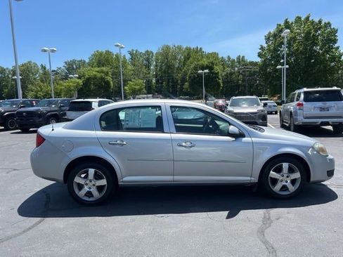 Used 2010 Chevrolet Cobalt LT w/ My Link Package FWD image 5