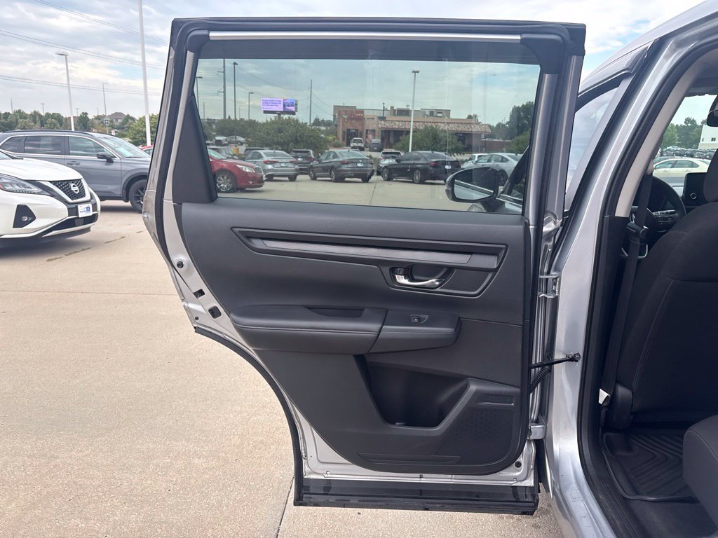 Certified 2025 Honda CR-V EX image 36