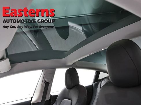 Used 2021 Tesla Model 3 Standard Range Plus image 28