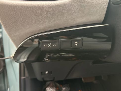 Used 2016 Toyota Prius Two image 23