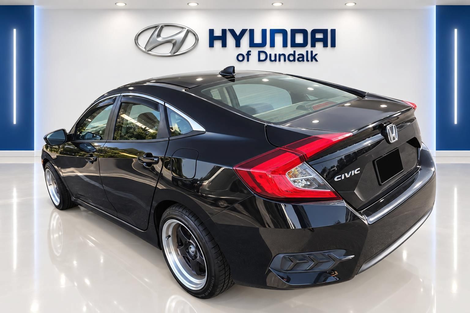 Used 2017 Honda Civic EX image 2