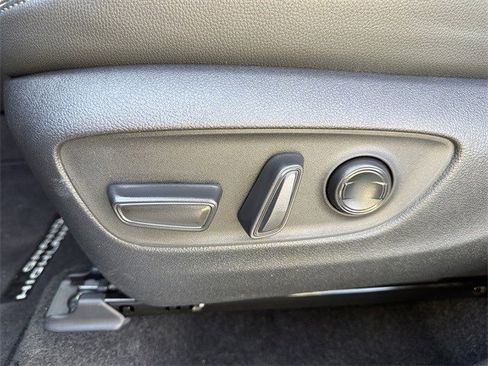 New 2026 Toyota Grand Highlander Limited image 28