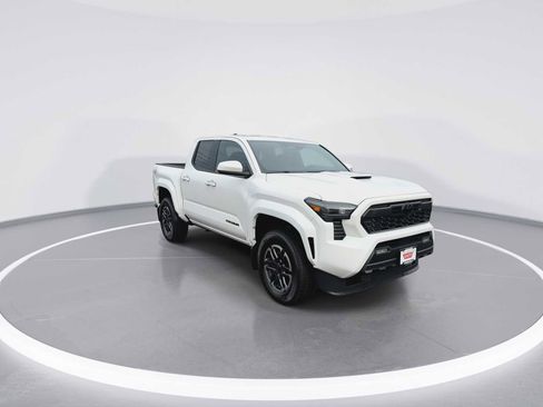 New 2026 Toyota Tacoma TRD Sport image 2