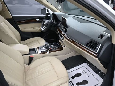 Used 2018 Audi Q5 2.0T Premium Plus AWD/4WD image 13