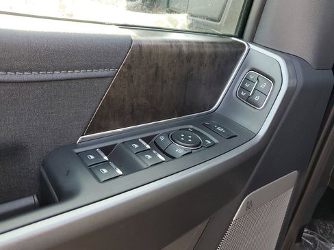 New 2026 Ford F250 Lariat w/ Black Appearance Package image 13