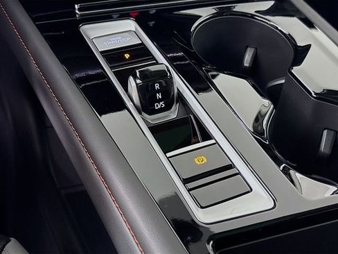 New 2026 Volkswagen Atlas Peak Edition image 17