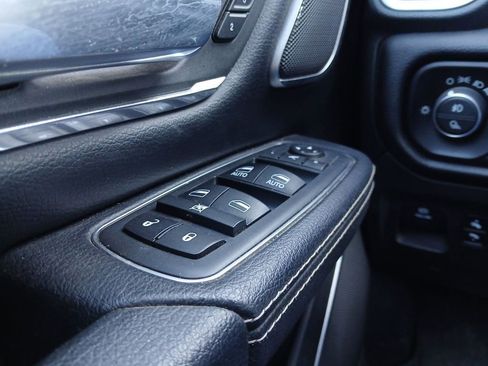 Used 2019 RAM 1500 Laramie image 26