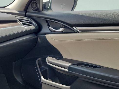 Used 2019 Honda Civic EX-L image 13