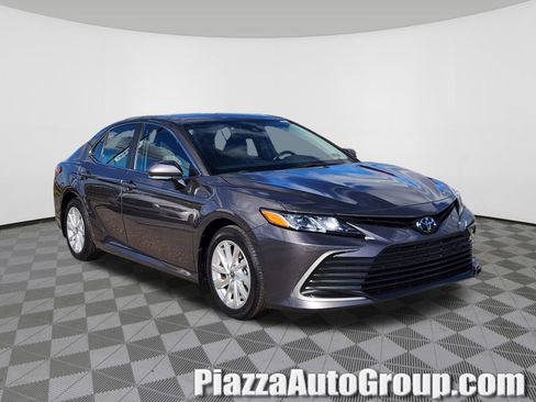 Used 2023 Toyota Camry LE image 1