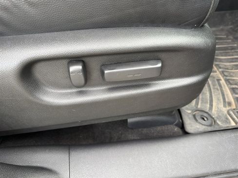 Used 2018 Honda Pilot Touring image 46